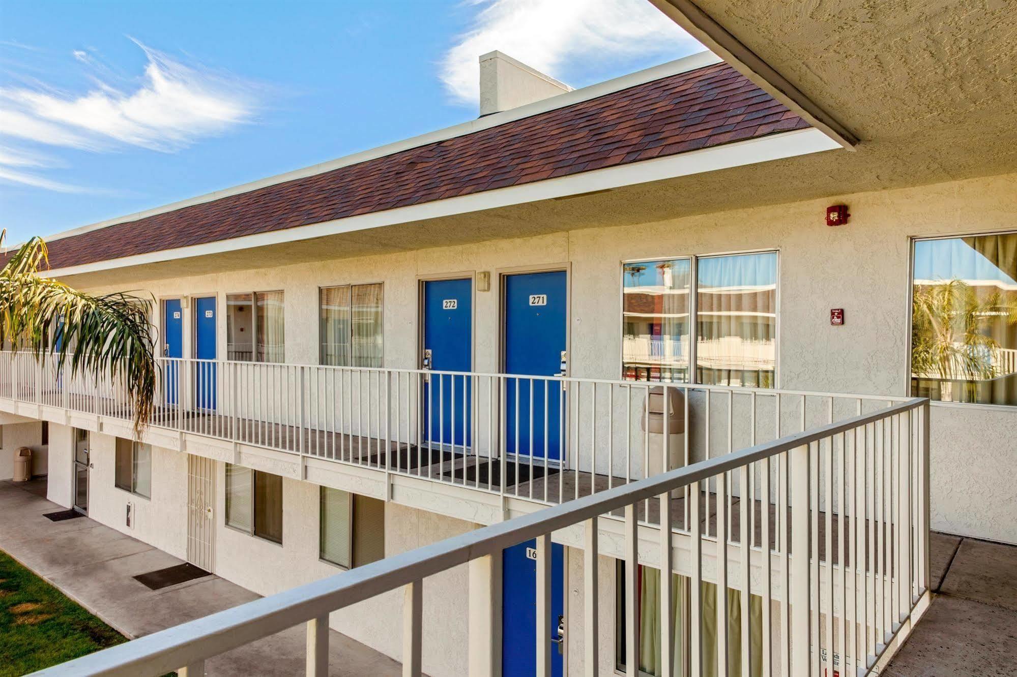 Motel 6-Phoenix, Az - North Bell Road Eksteriør bilde