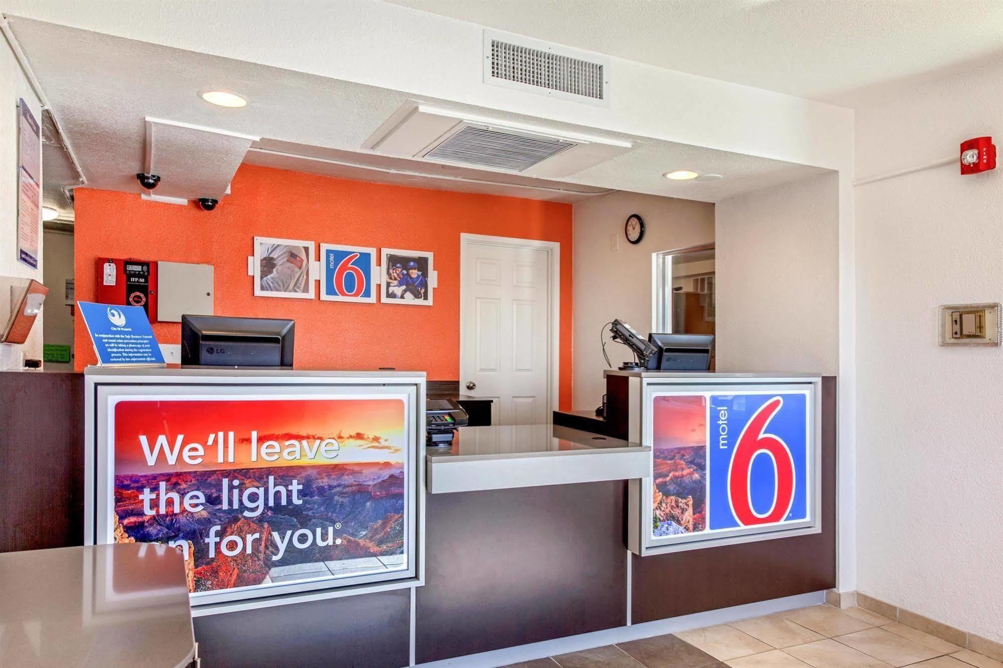 Motel 6-Phoenix, Az - North Bell Road Eksteriør bilde