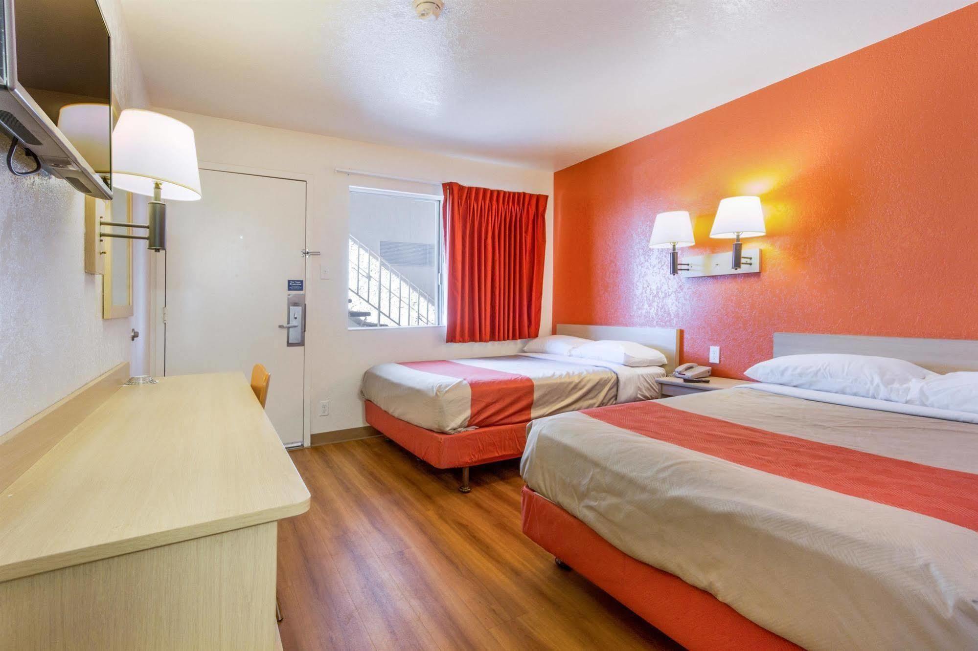Motel 6-Phoenix, Az - North Bell Road Eksteriør bilde
