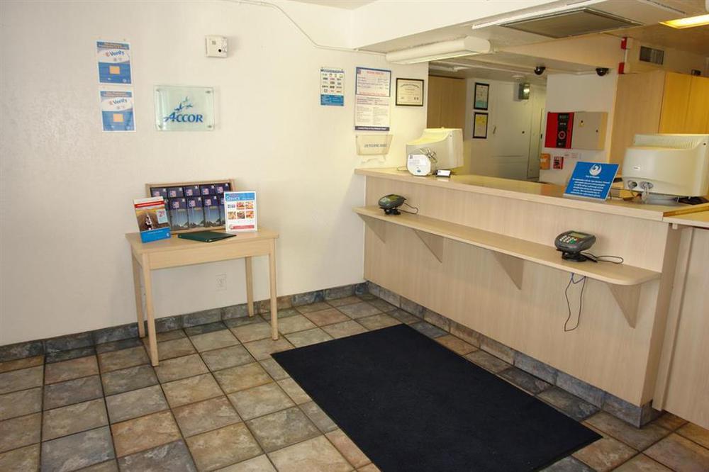 Motel 6-Phoenix, Az - North Bell Road Interiør bilde