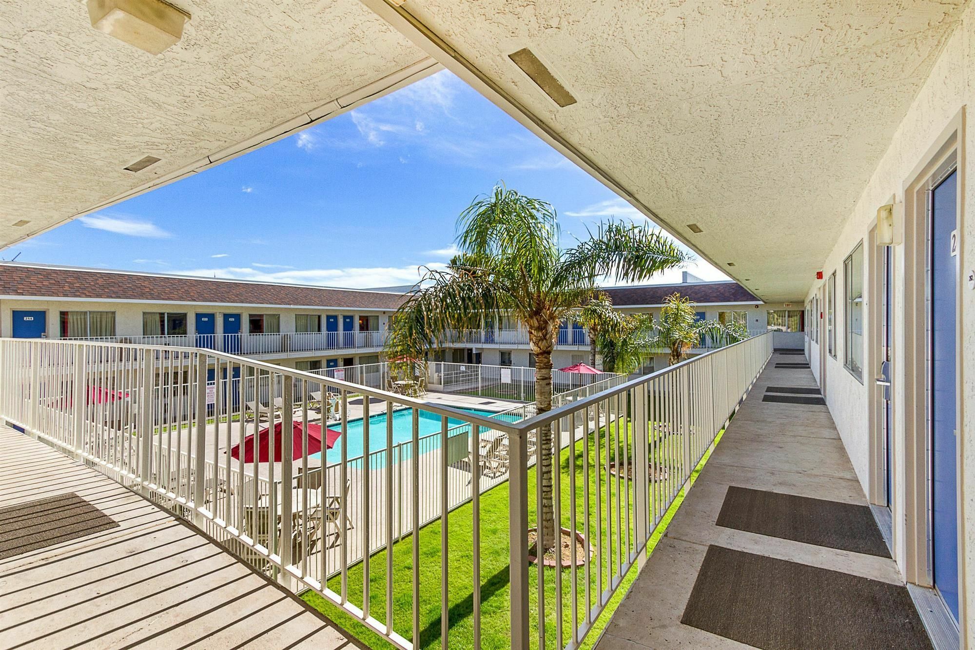Motel 6-Phoenix, Az - North Bell Road Eksteriør bilde